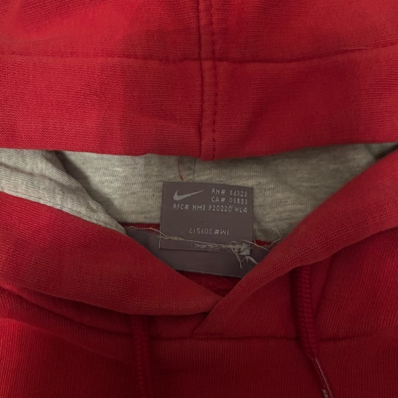 Vintage Nike Cropped Hoodie - Picture 4 of 6
